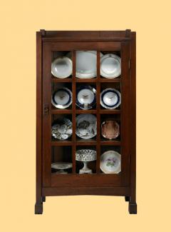 An image of Gustav Stickley's white oak cabinet.