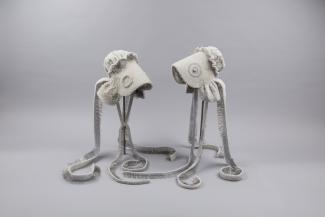Two wire bonnets 
