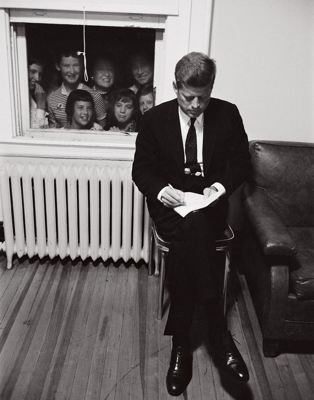 Splash Image - JFK: American Visionary