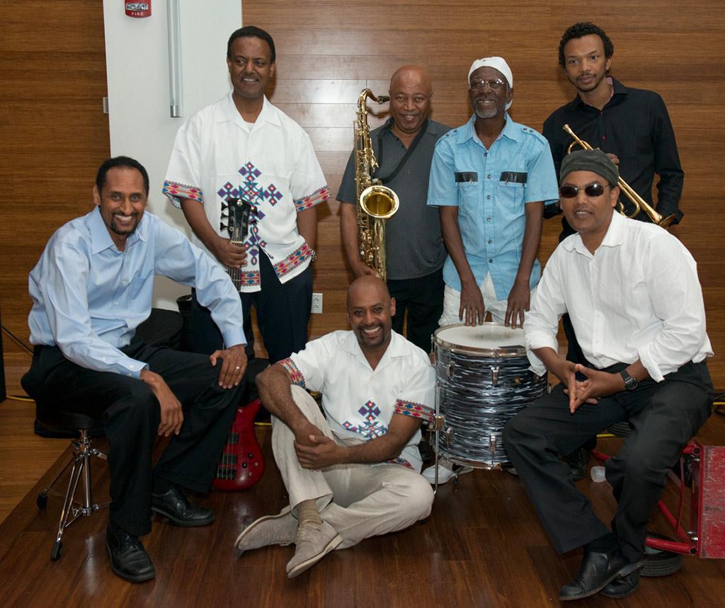 Splash Image - Luce Unplugged Community Showcase: Five Questions + One with Feedel Band