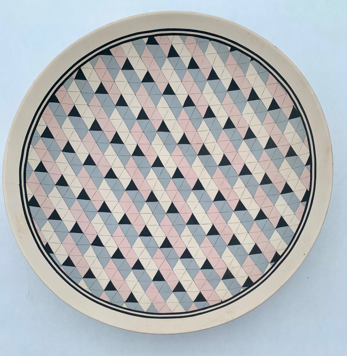 Ceramic plate with quilting pattern