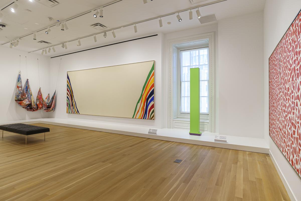 Photograph of Smithsonian American Art Museum gallery.