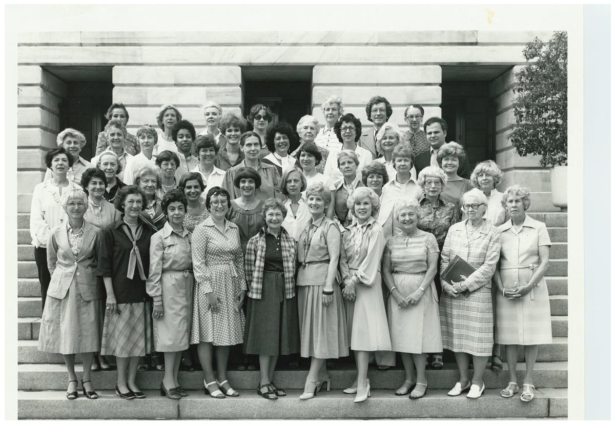 Docents pose on SAAM's steps in 1978
