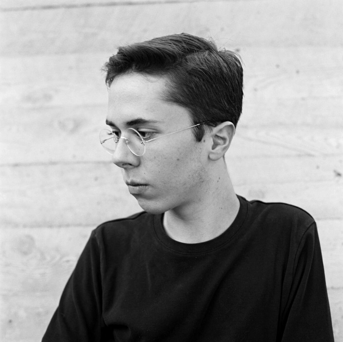 yanez.jpg photo portrait of a person