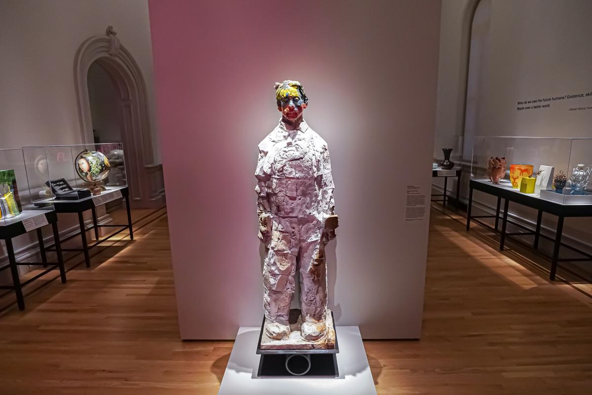 Installation image of gallery with sculpture