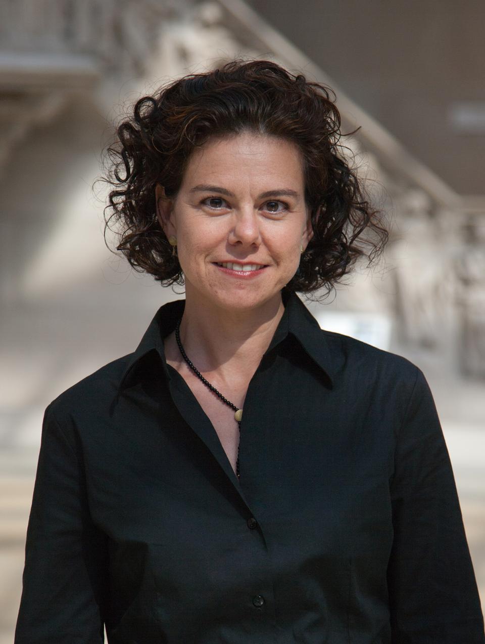 A photograph of Karen Lemmey.