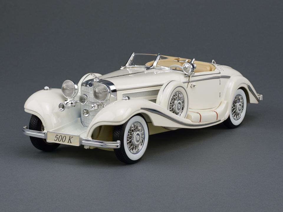 Mercedes-Benz 500K Special Roadster, 1936 (model car, 1:18 scale ...