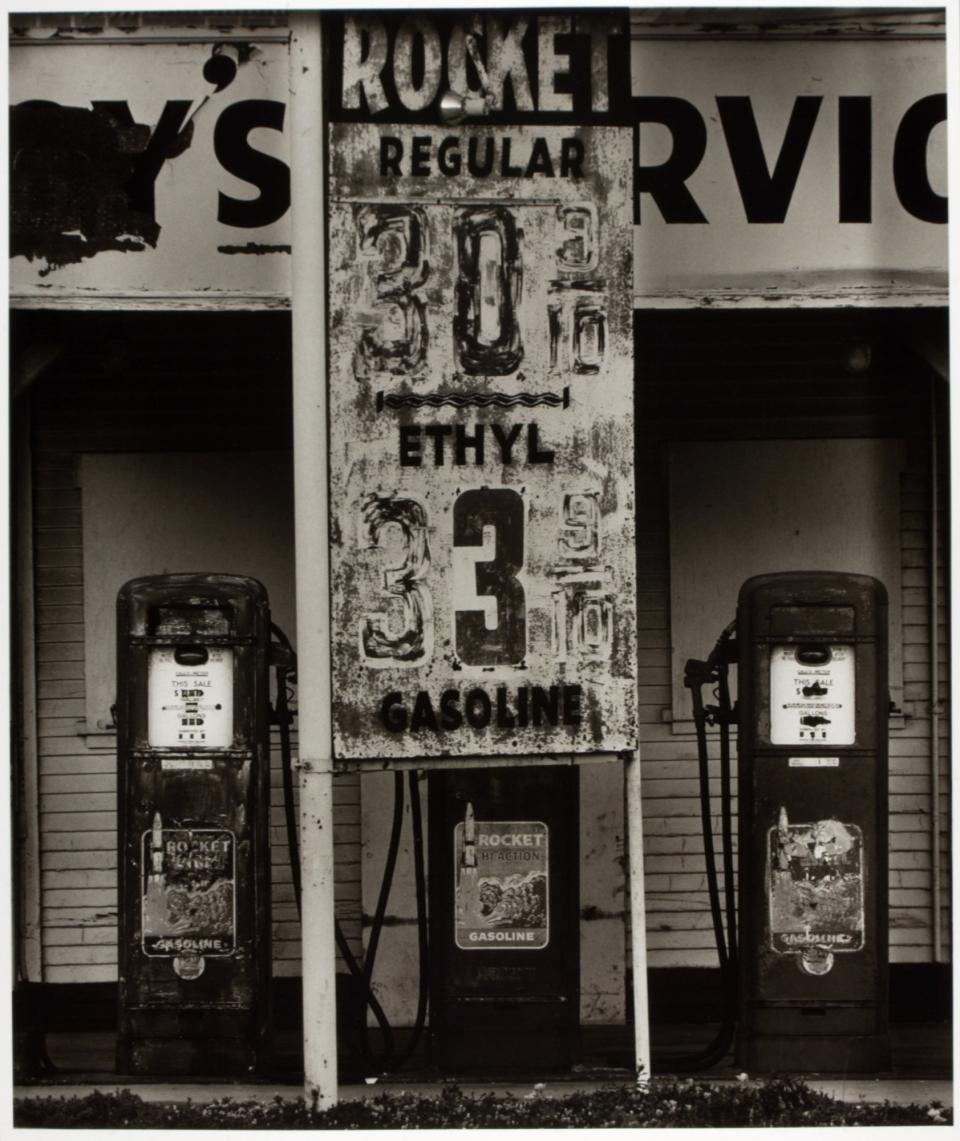 Untitled, from the Los Angeles Documentary Project | Smithsonian