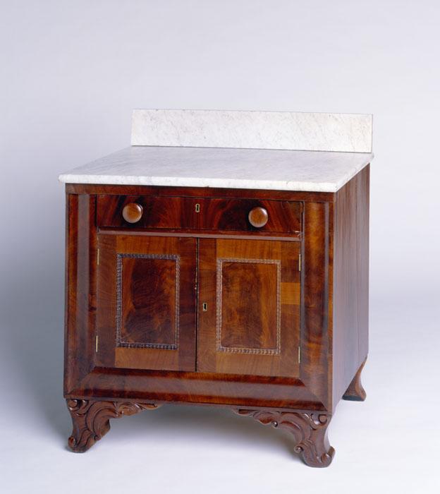 A mahogany French style washstand. 