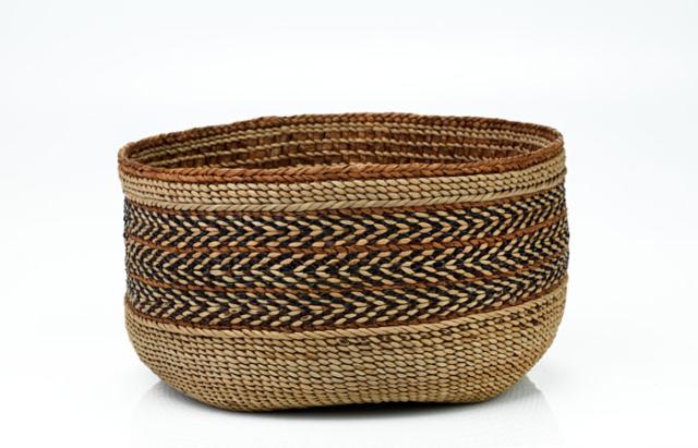 A basket that's circular.