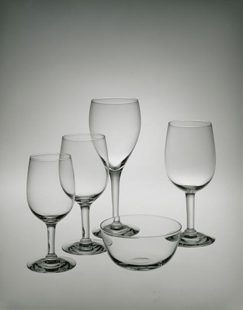An image of five glasses. 