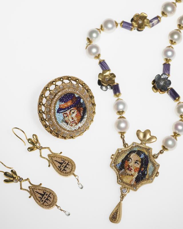 Jewelry made of glass, beads, gold, silver, shells, pearls, and other materials. 
